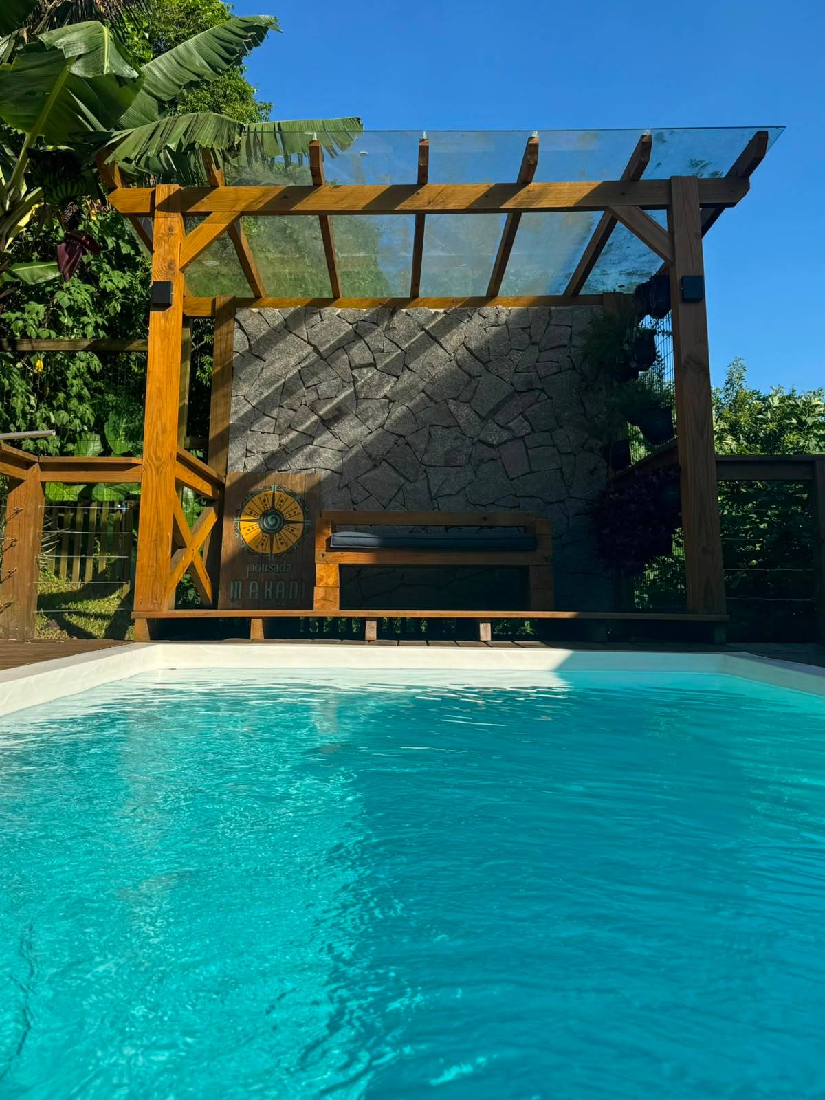 Piscina da Pousada Makani